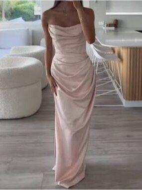 HOUSE OF CB- Adrienne Champagne Satin Strapless Dress/ Size M Cup A-C NWOT